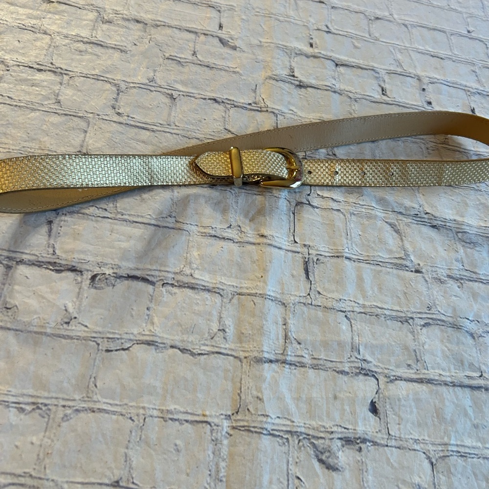 NAN LEWIS VINTAGE GOLD TONE BUCKLE AND TEXTURED WOMENS BELT - Picture 6 of 8